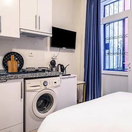 Central And Chic Studio Flat With Balcony In Sisli * 伊斯坦布尔